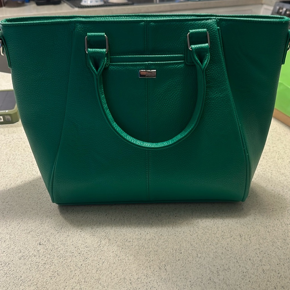 Diamond district Gatsby green pebble